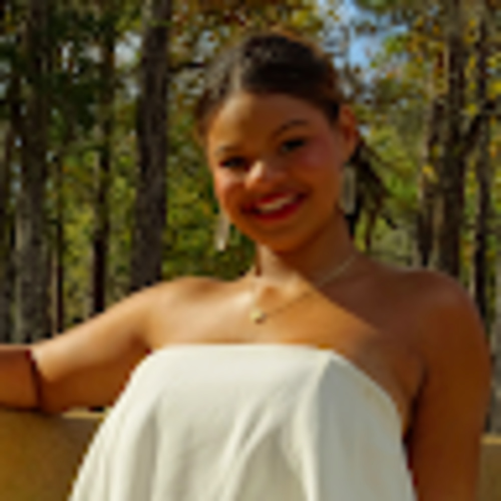 Meet your Posher, Denae